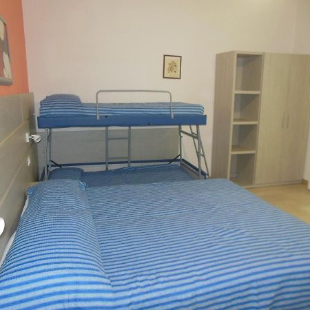 Hotel Edy Римини Экстерьер фото