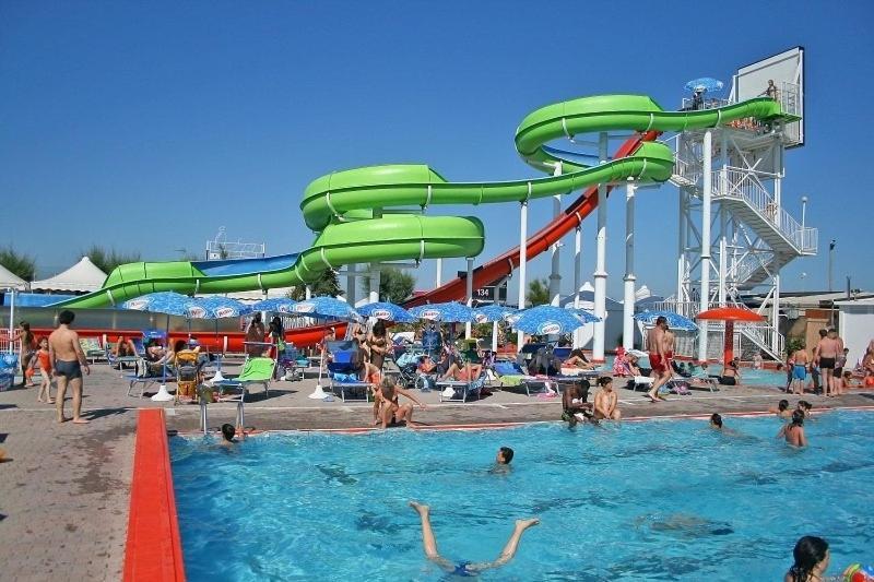 Hotel Edy Римини Экстерьер фото